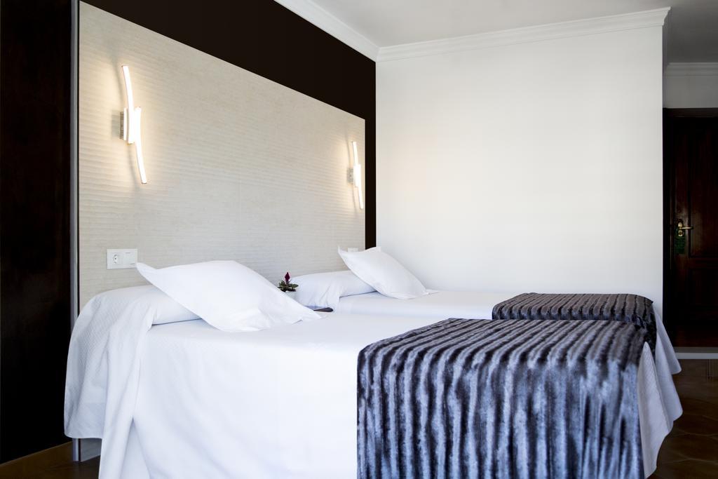 Hostal Alhambra - Adults Only Нерха Екстер'єр фото