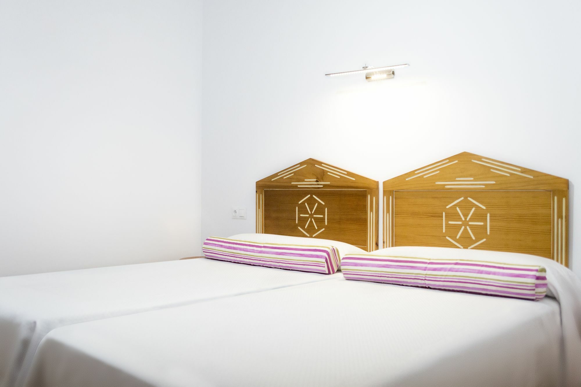 Hostal Alhambra - Adults Only Нерха Екстер'єр фото