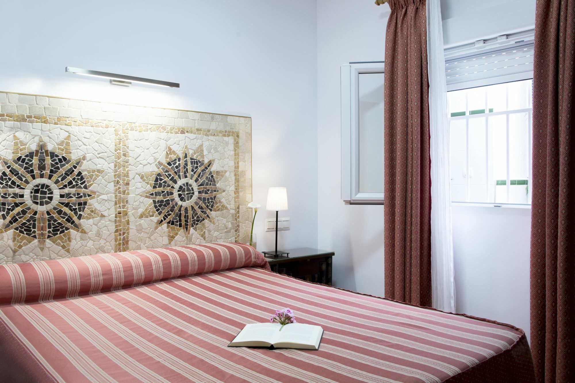 Hostal Alhambra - Adults Only Нерха Екстер'єр фото